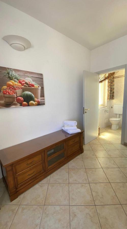 Casa Vacanze Torre Dell Orso Piazza 100M Dal Mare Торре дель'Орсо Экстерьер фото