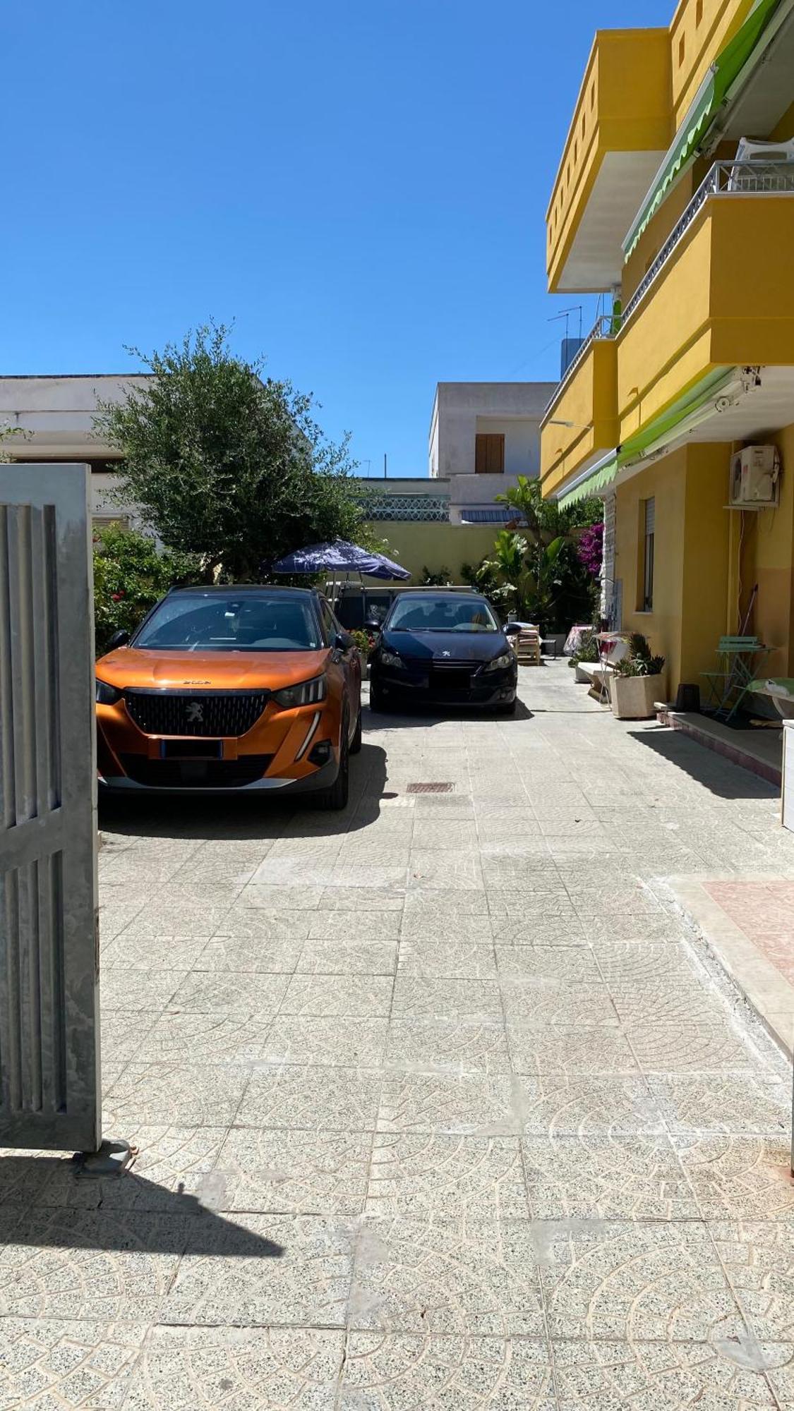 Casa Vacanze Torre Dell Orso Piazza 100M Dal Mare Торре дель'Орсо Экстерьер фото